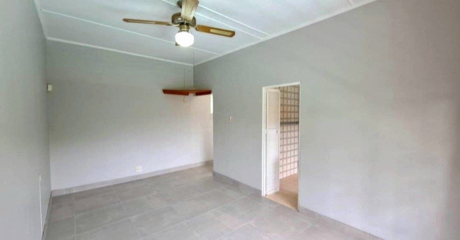 4 Bedroom Property for Sale in Nahoon Valley Park Eastern Cape